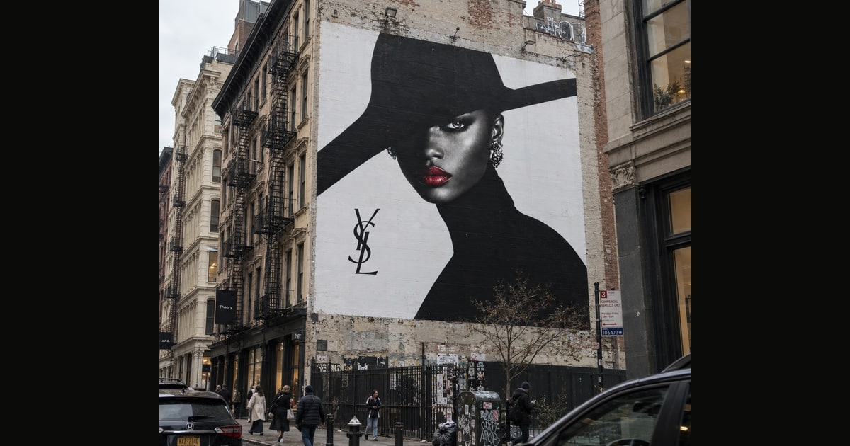 Saint Laurent / SoHo — Soho Og 1200x630